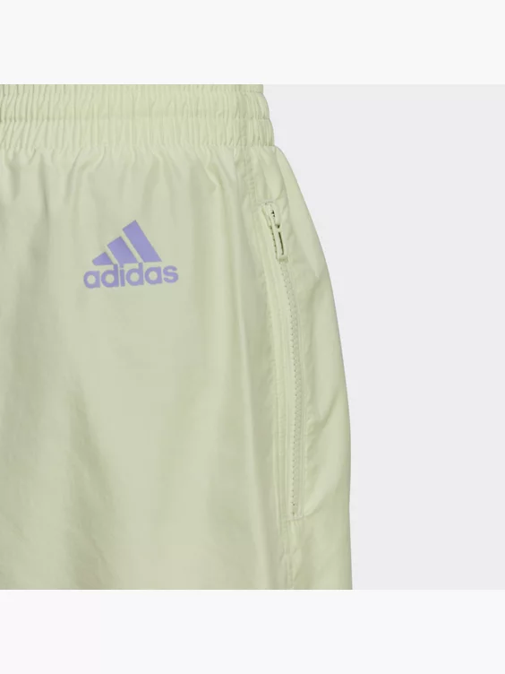 Adidas Essentials BrandLove Chelsea Woven Shorts – Bild 3
